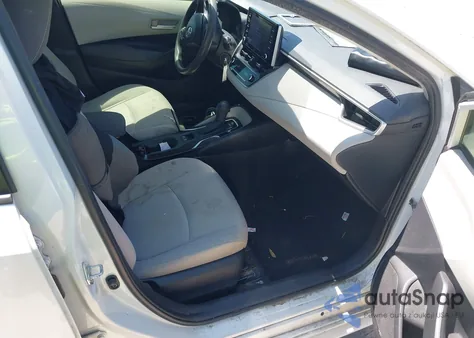 2021 Toyota Corolla Le z USA, uszkodzony, nr VIN JTDEPMAE9MJ176824